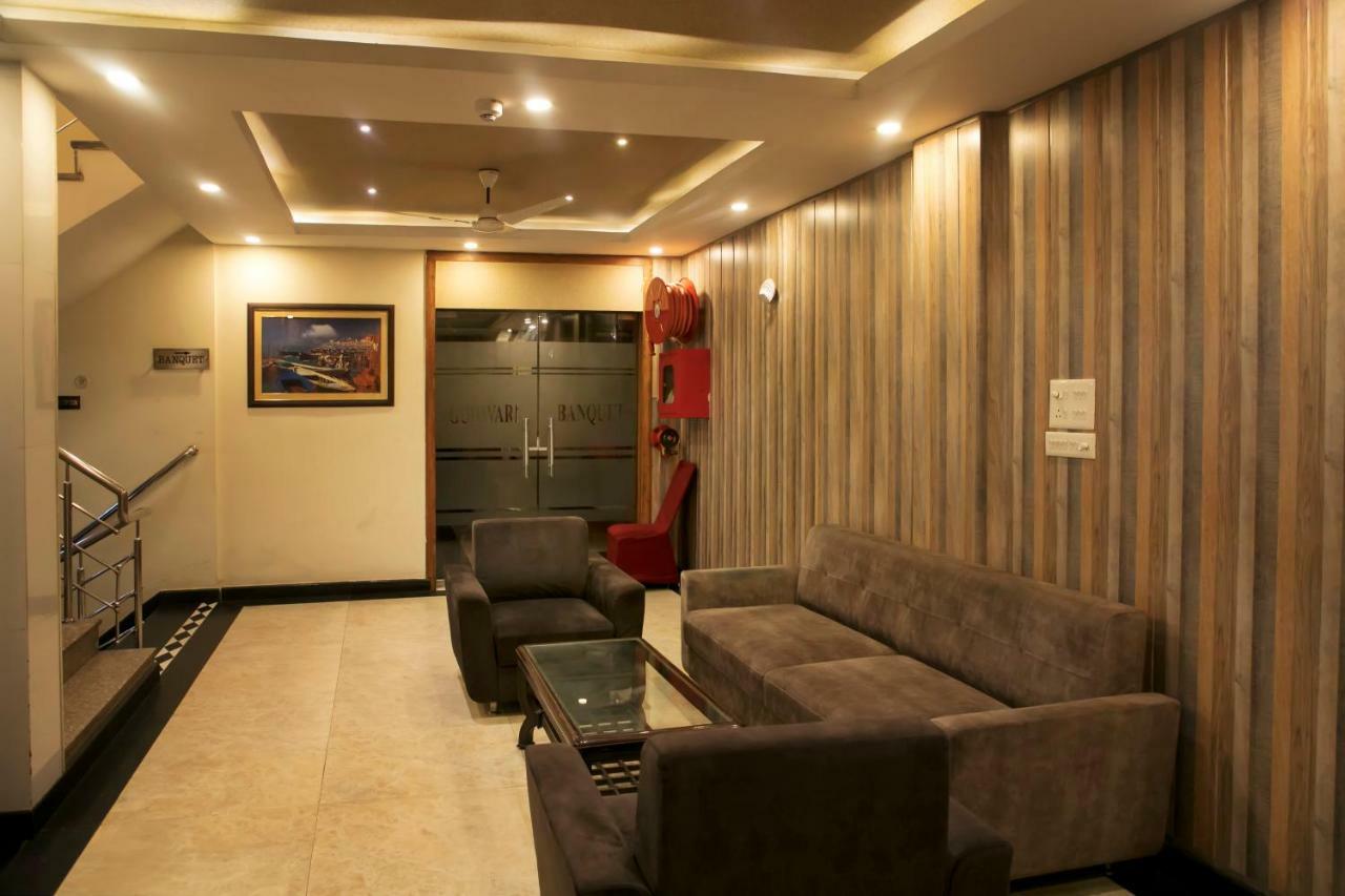 Hotel Ganges Grand 3*