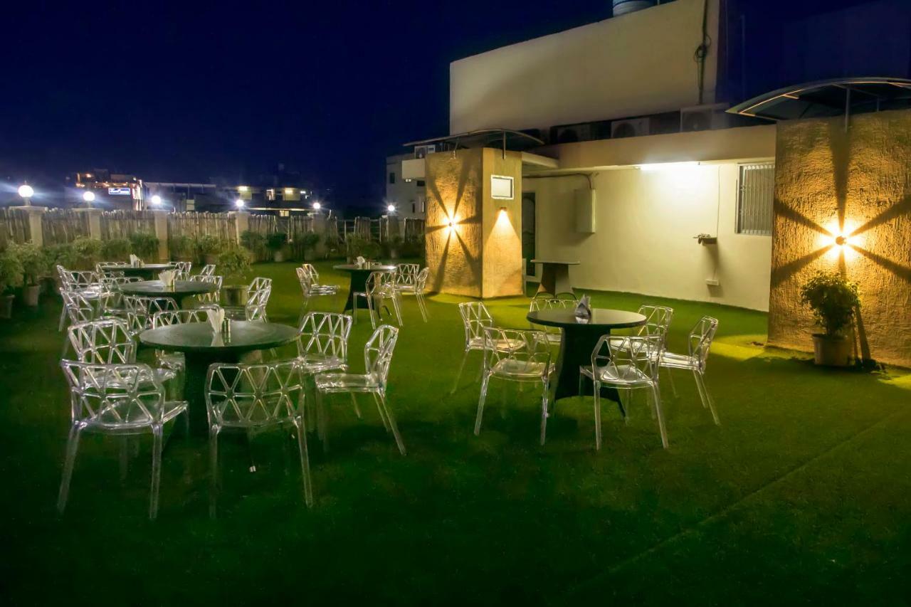 Ganges Grand Hotel 3*